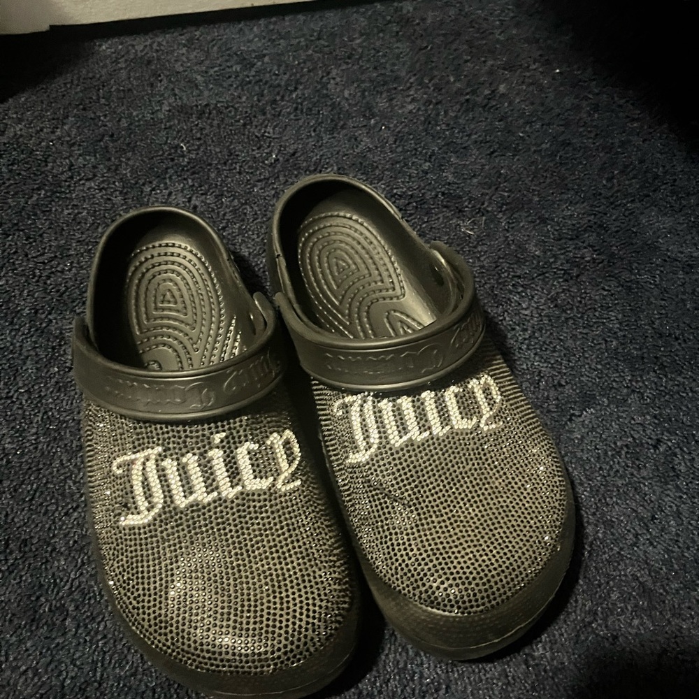 Juicy Couture Black Bedazzled Crocs